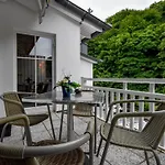 Seeschloss 37- 2 Minuten Zum By Interhome